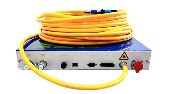 1200W High-Power Fiber Laser Source for Metal Cutting